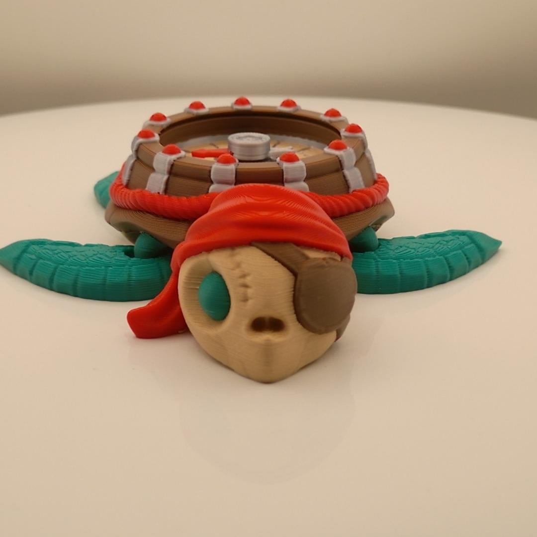 3D Printed PLA Plastic Pirate Compass Turtle Figurine - Articulated Nautical Desk Decor, Aesthetic Desk Setup Fidget Companion, Fidget Flipper