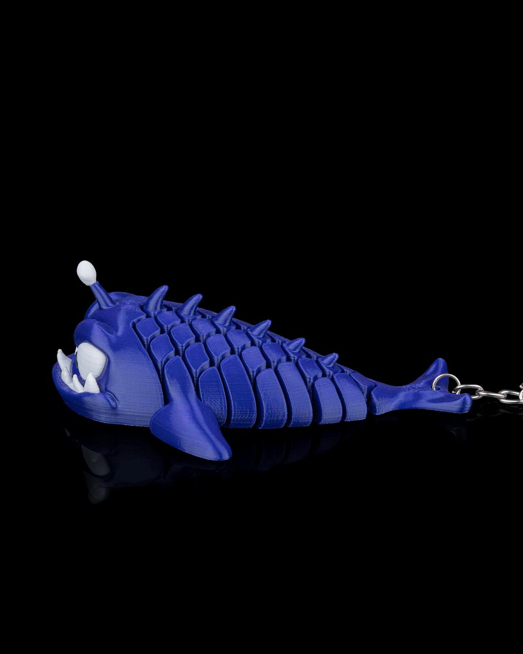 Glow in the Dark Fish Shape Articulated Figure Keychain Clip - 3D Printer-Made, 8x6cm, Durable Flexible Body, Animal Print Marine Animal Unisex Adult Fidget Toy Everyday Gift Fashion Accessory Bag Charm