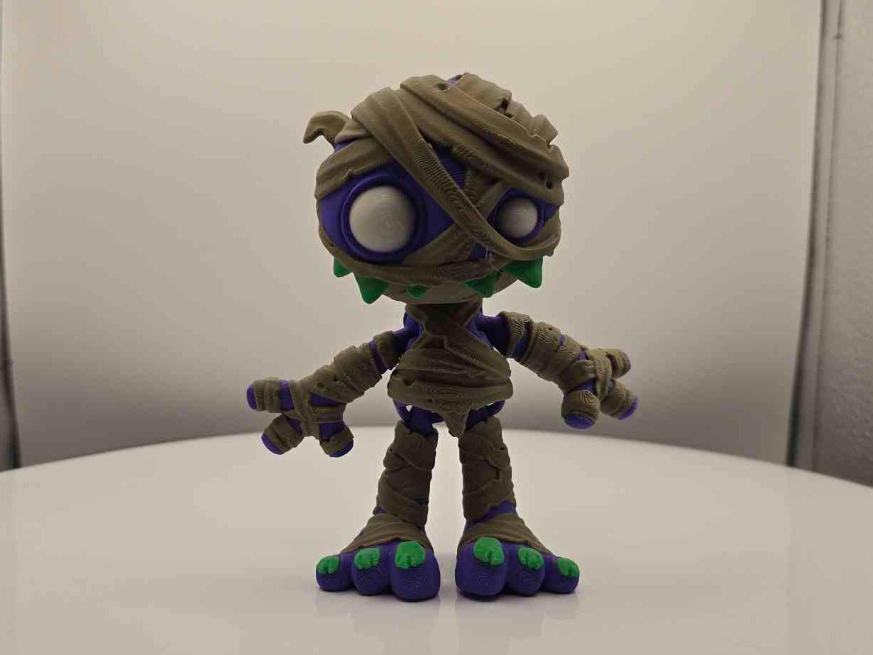 Plastic 3D Printed Twisted Mummy Figurine - Neon Claw Home Decor Ornaments, Spooky Collectible, Fidget Toy, Unique Gift for Fidgeters
