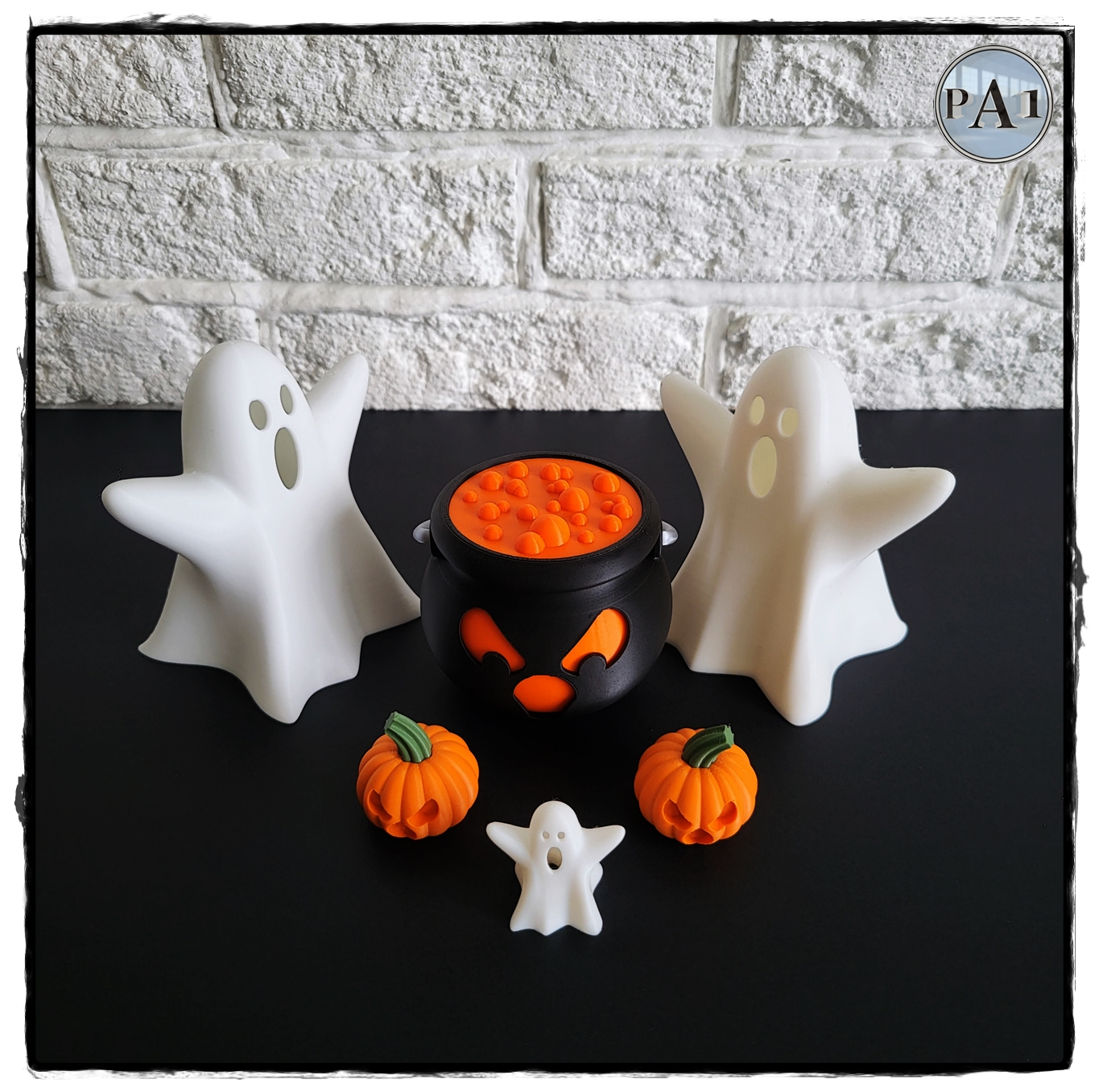 Orange Tealight Spooky Cauldron with bubbling brew lid between two ghosts